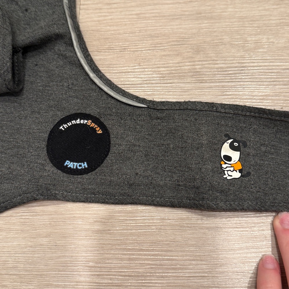 Thundershirt for Dogs - Picture 2 of 3